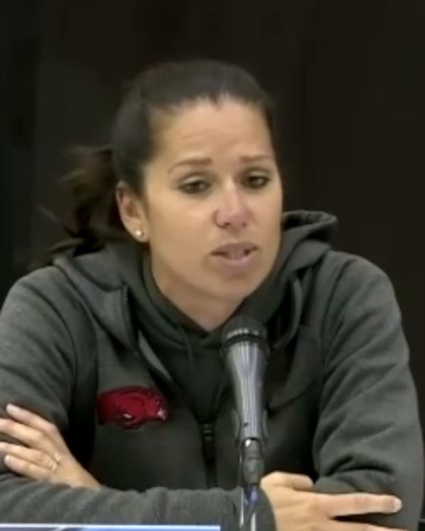052222-Courtney Deifel-Oregon NCAA 03-ah